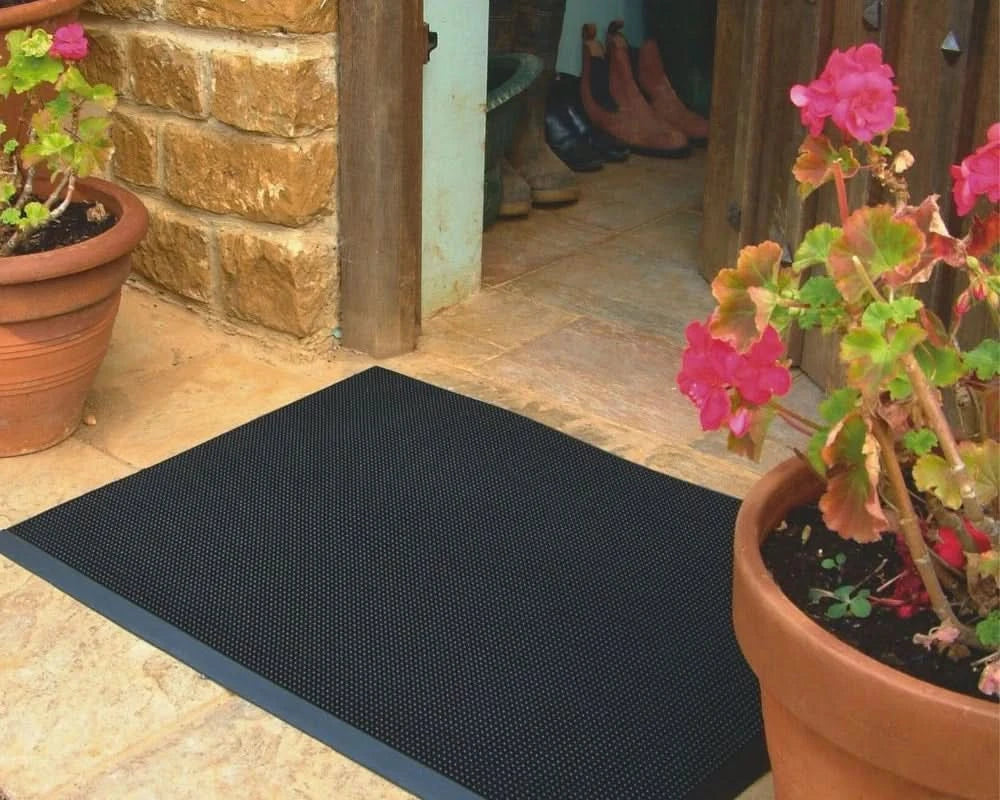 DirtTrap Rubber Outdoor Door Mat Heavy Duty Scraper Mat Non Slip Entrance