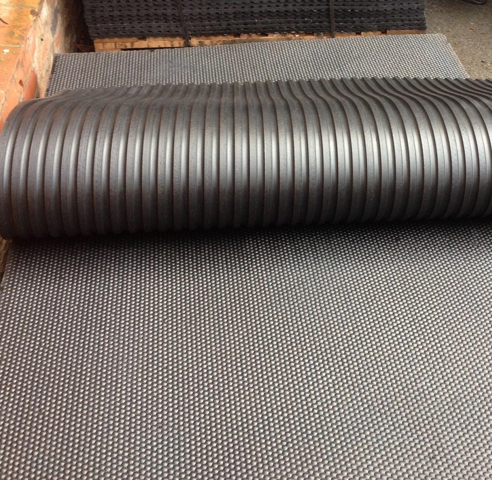 6 x 4ft Hammertop Horse Pony Stable Mat | 12mm Thick | Heavy Duty Rubber Mat