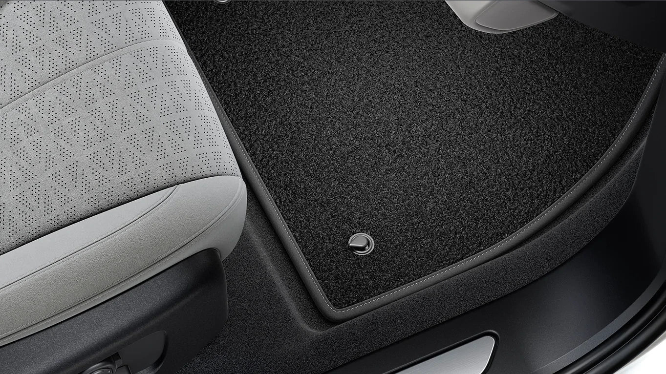 Genuine Land Rover Range Rover Evoque 2019 Carpet Mat Set - Automatic - LR123004
