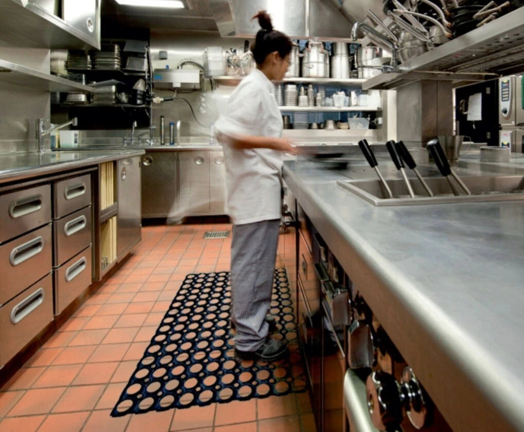 Rubber Hollow Anti Fatigue Mat Grass Protection Heavy Duty Non Slip 60cm x 40cm