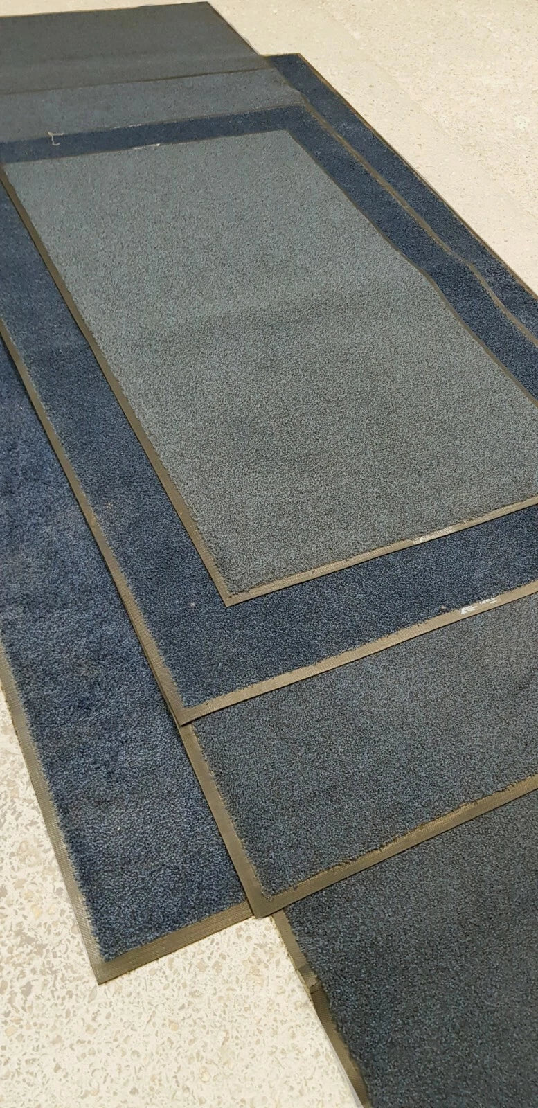 Blue A* Dirt Non-Slip 5x3 to 12x4ft Dirt Trapper Floor Mats Dog Kennel Stable