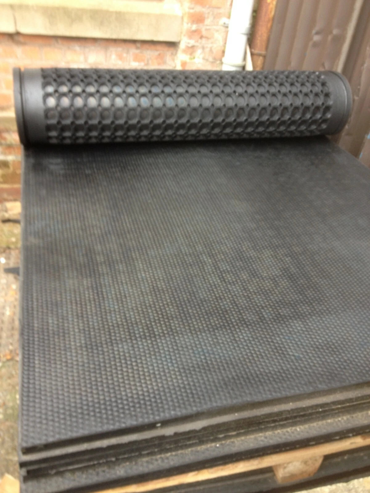 Rubber Stable Matting 185x115cm 25mm Horse Mats, Equine Flooring Hammer design