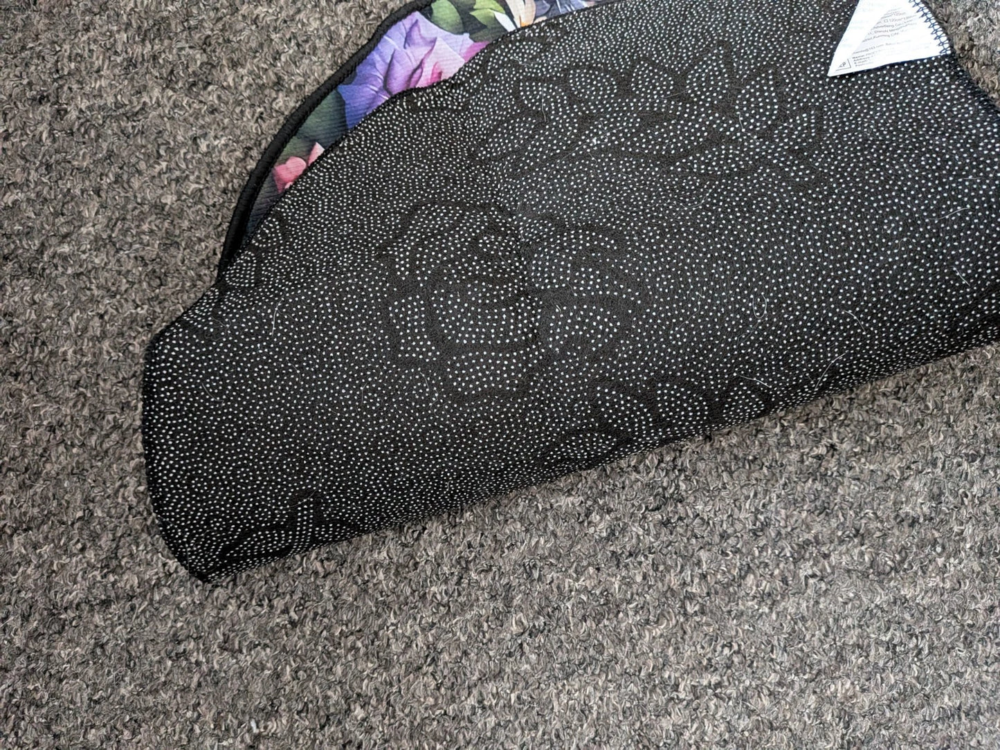 Floral Welcome Mat – Vibrant Entryway Rug 40x60cm Grip Backed