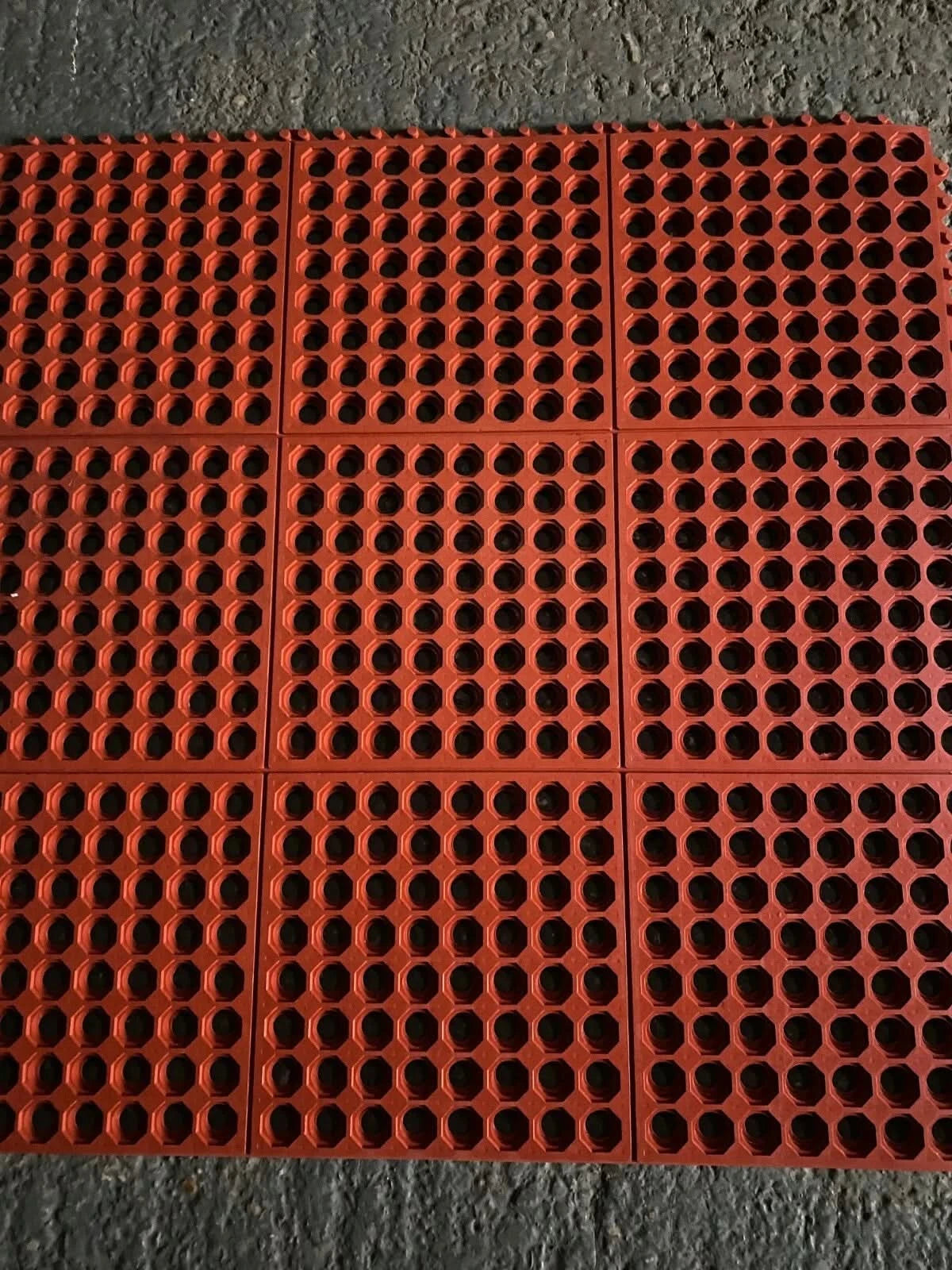 3ftx3ft Interlocking Rubber flooring Wet room mat (90x90cm) safety mat orange