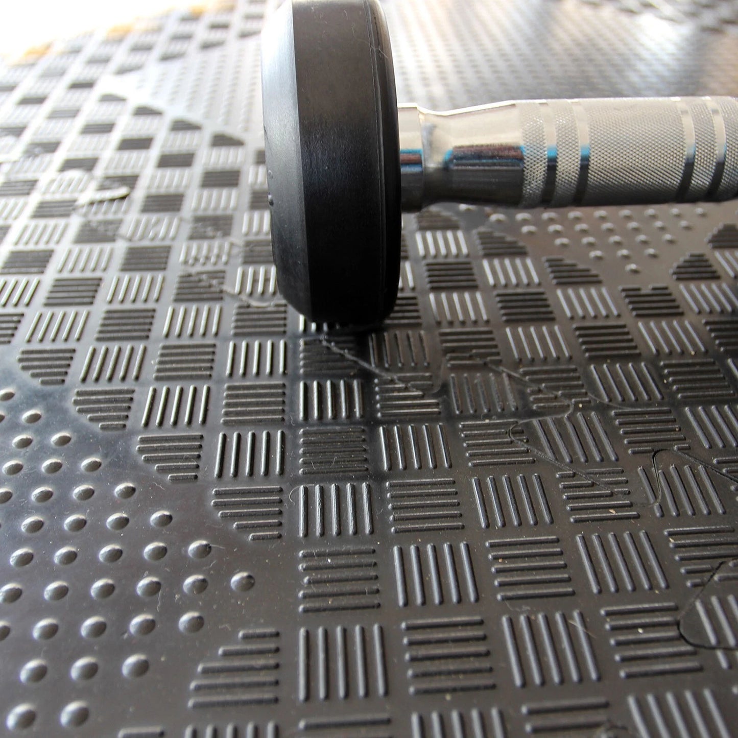 Heavy Duty Rubber Gym Mats Garage Flooring Tiles Commercial Interlocking 4pcs