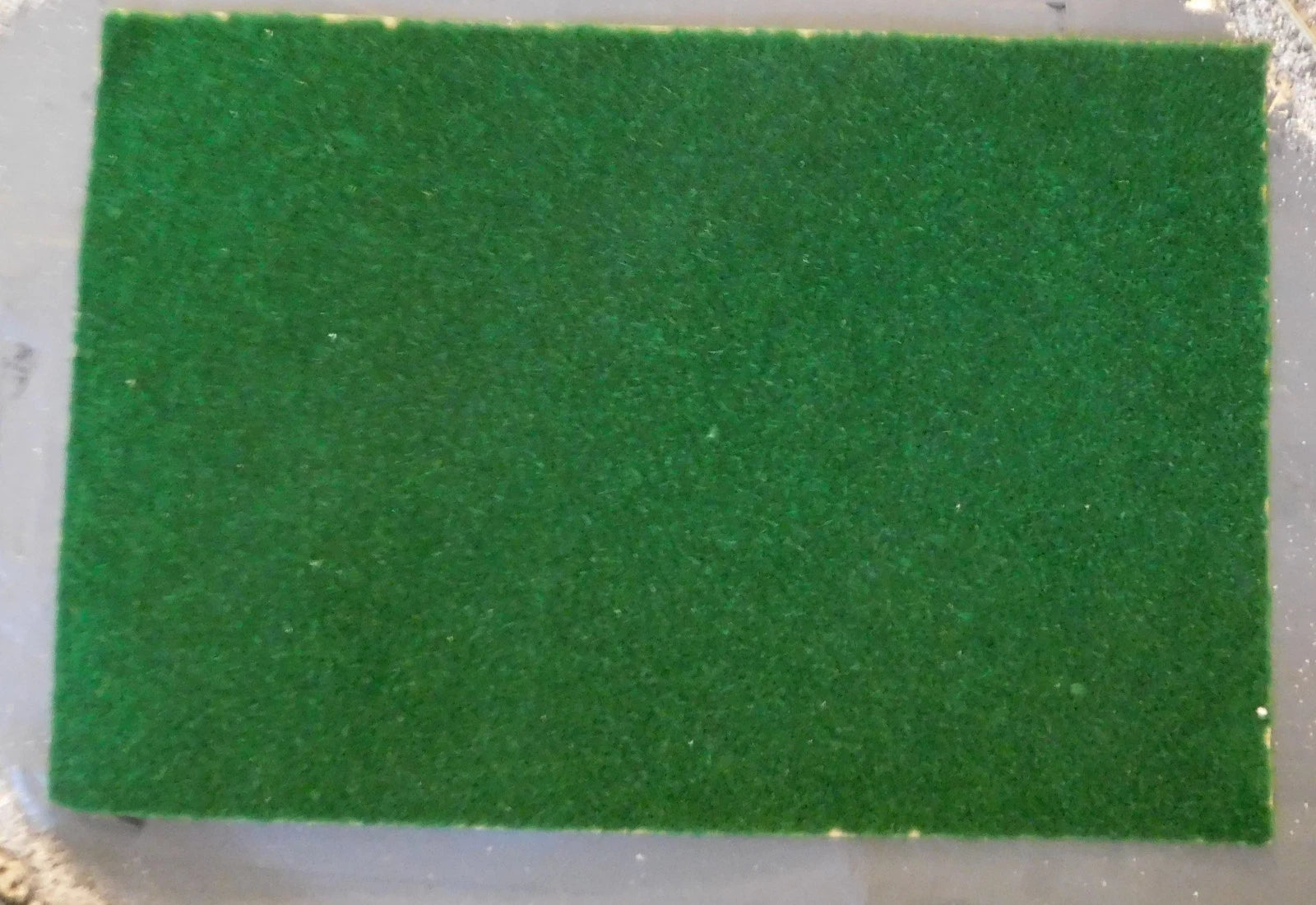 A Dark Green Lawn Mat, Grass Mat, 20 x 30 cm for Landscape Construction