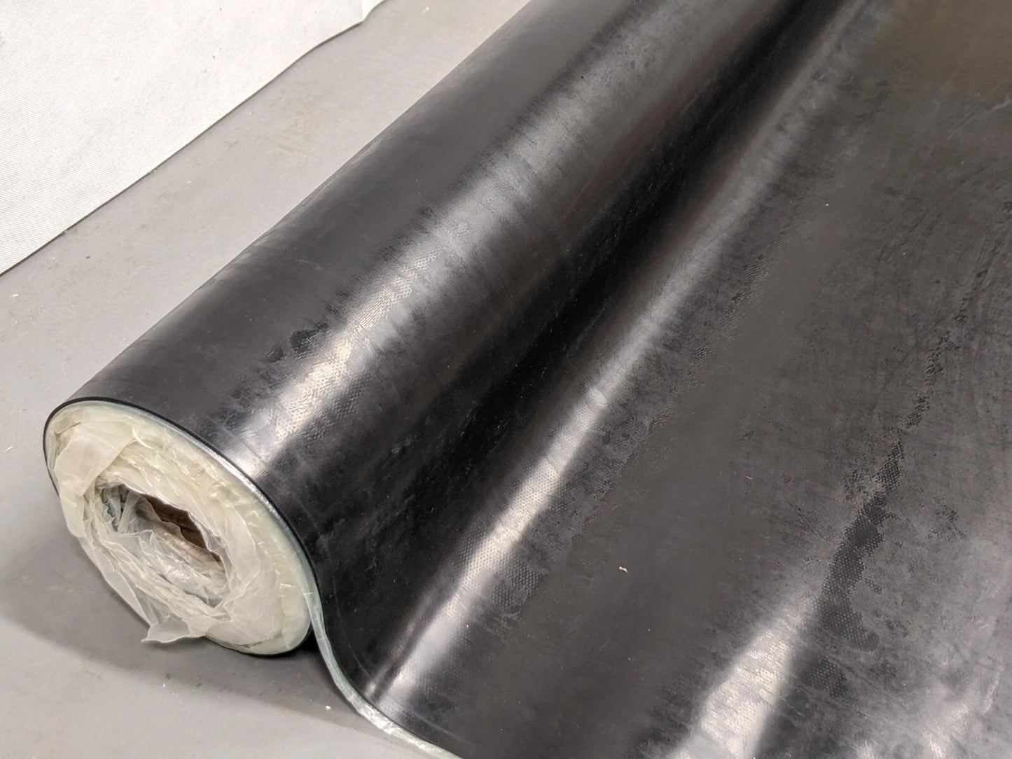 Rubber Sheet 2mm x 1400mm x 9 Metre Roll - Heavy Duty Flexible