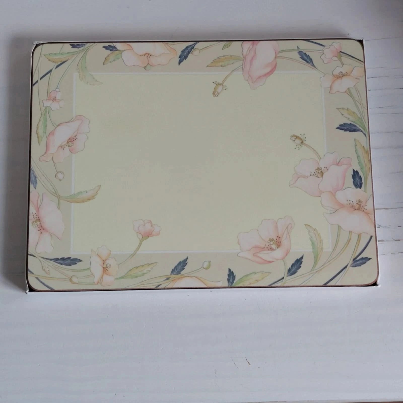Pimpernel Place Mats X4 Nouveau Taupe Design Imperfect Rectangle Floral Poppy