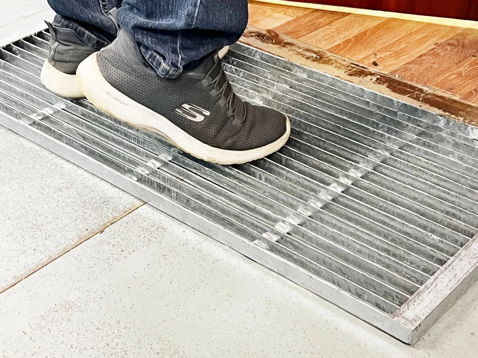 Heavy Duty Large Galvanized Entrance Mat 90x40cm Anti-Slip Commercial Door Mat