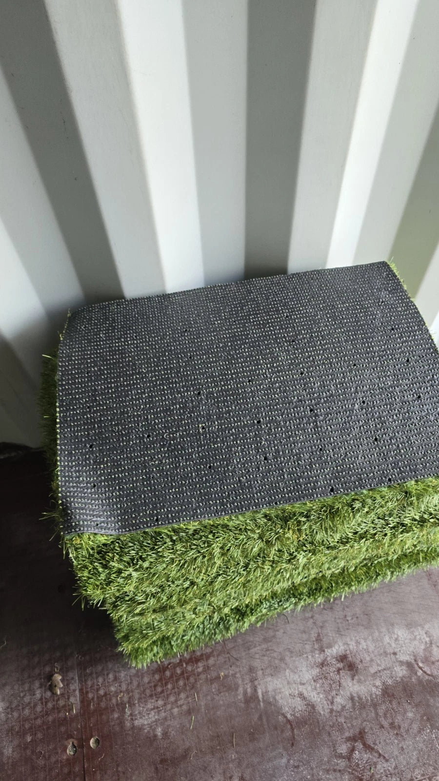 Artificial Grass Mat Rug. Golf. Sports. Pets. Camping. Surf. Beach. 55cm x 40cm