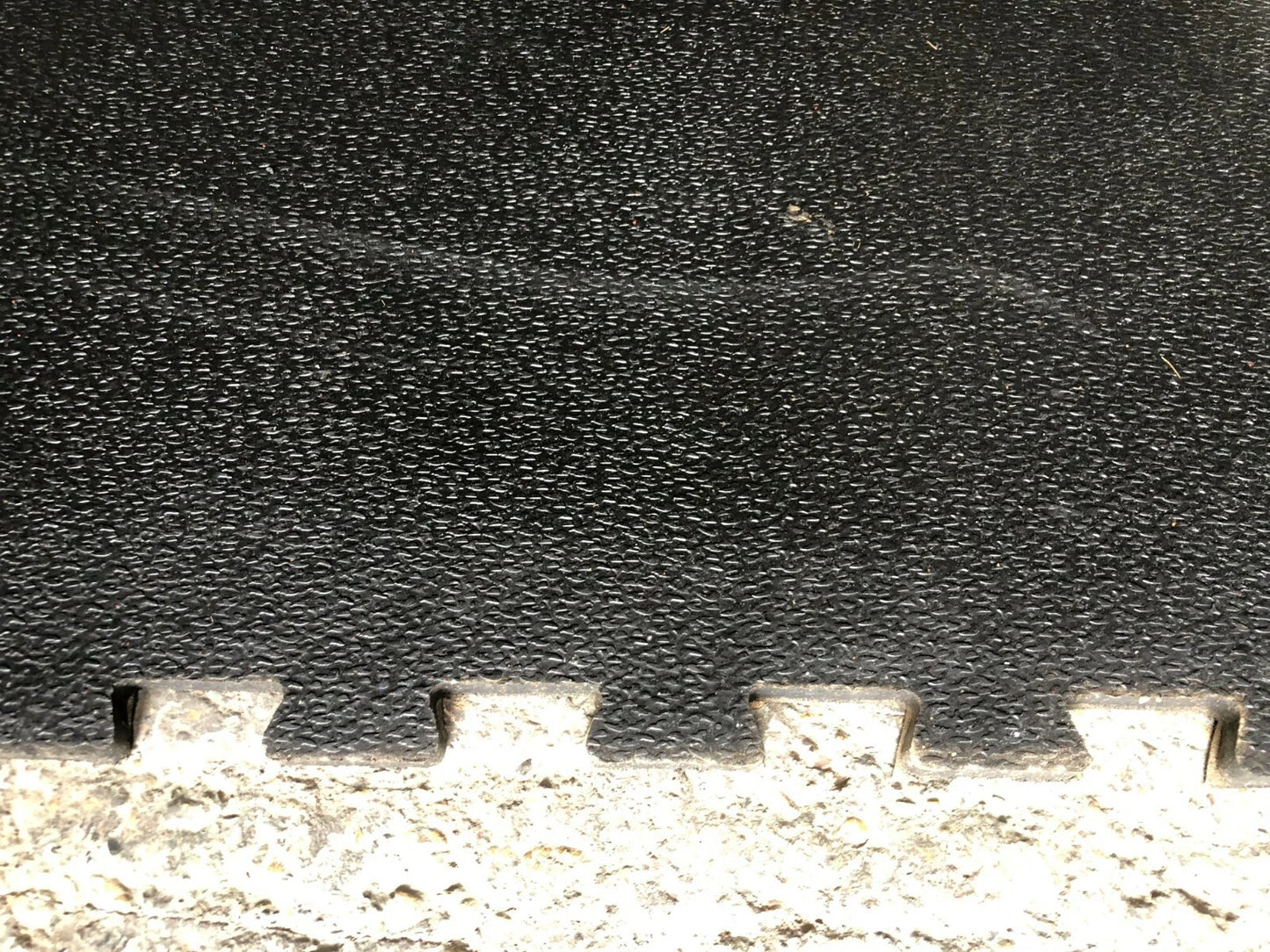Interlocking Rubber Gym mat 1mx1mx12mm solid rubber interlocking