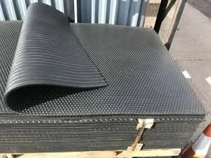 Rubber Floor Gym mats, Commercial Flooring 18mm(6ftx4ft) Foot Bubble Top Pattern