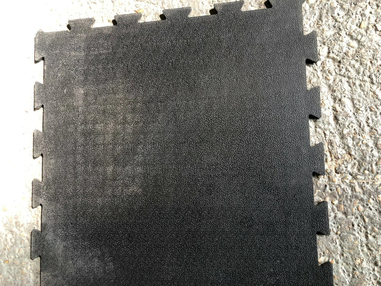 Interlocking Rubber Gym mat 1mx1mx12mm solid rubber interlocking