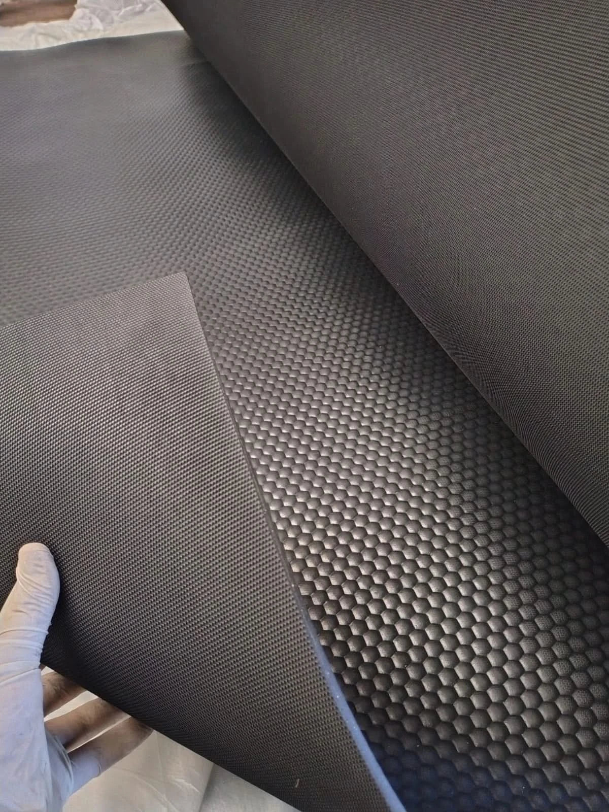 Delta Mart Reinforced rubber horsebox alley way flooring 2000 wide x8mm thick