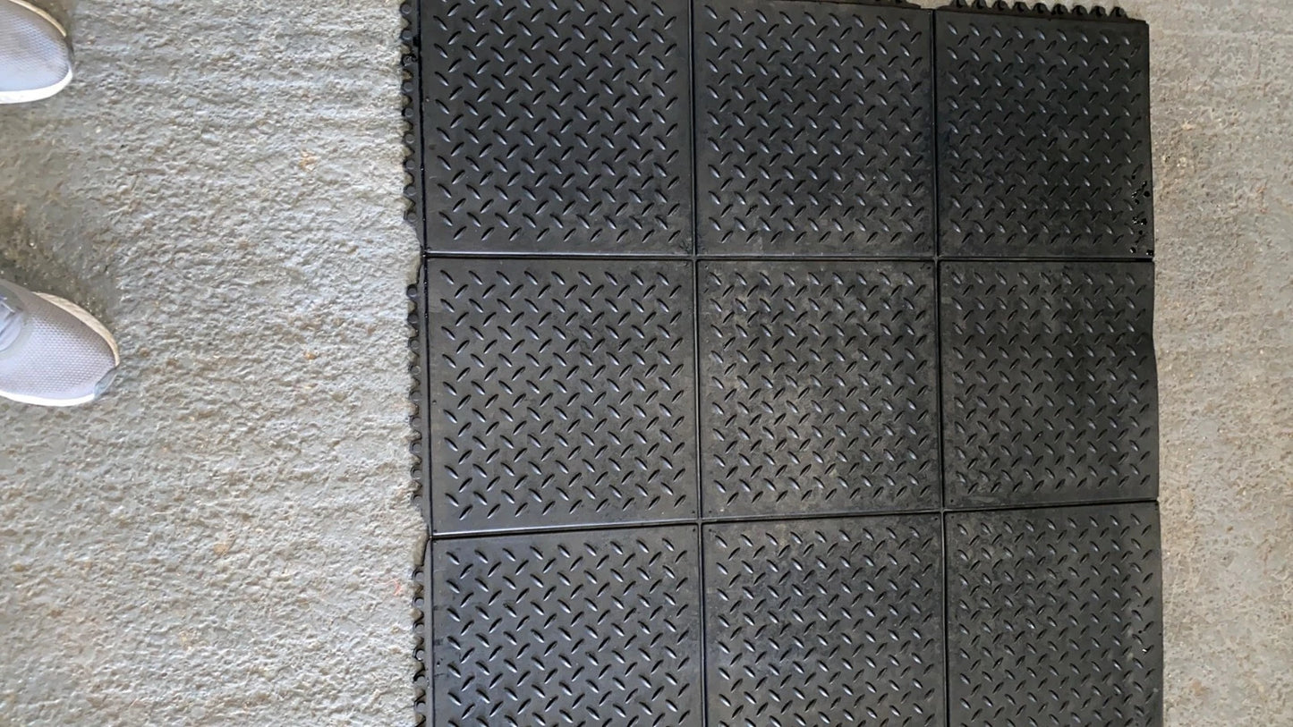 Checker interlocking Gym Mats 3’x3’x12mm