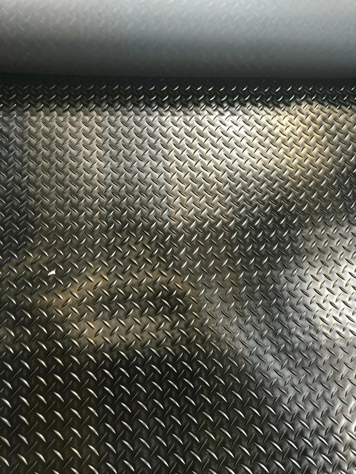 CHECKER - PLATE RUBBER GARAGE FLOORING MATTING 1.5M WIDE X 3MM THICK - A GRADE