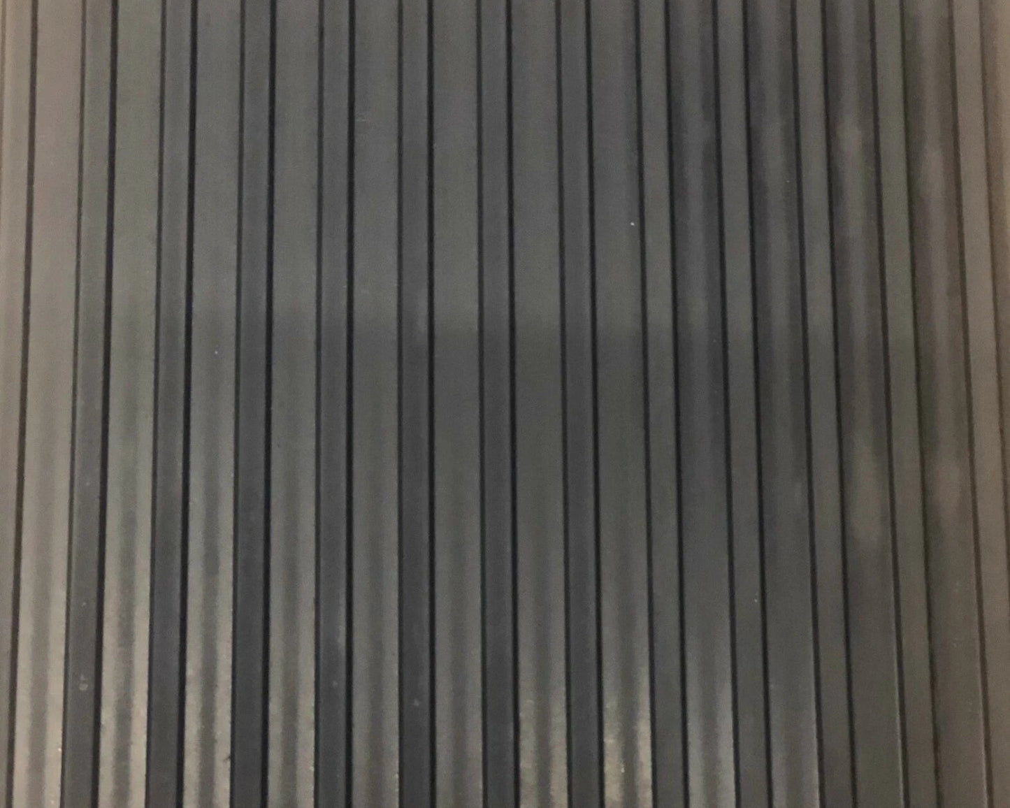 Heavy Duty WIDE Ribbed horsebox trailer Van Rubber Matting 1.8m x 5mm x10m long